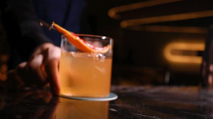 宝安最高楼酒吧,深圳平安大厦118层酒吧