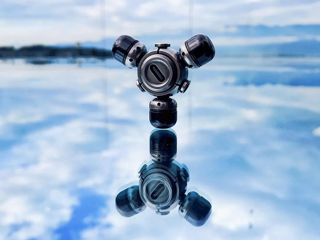 哪种指尖陀螺炫酷和耐玩,时空熔炉指尖陀螺多少钱