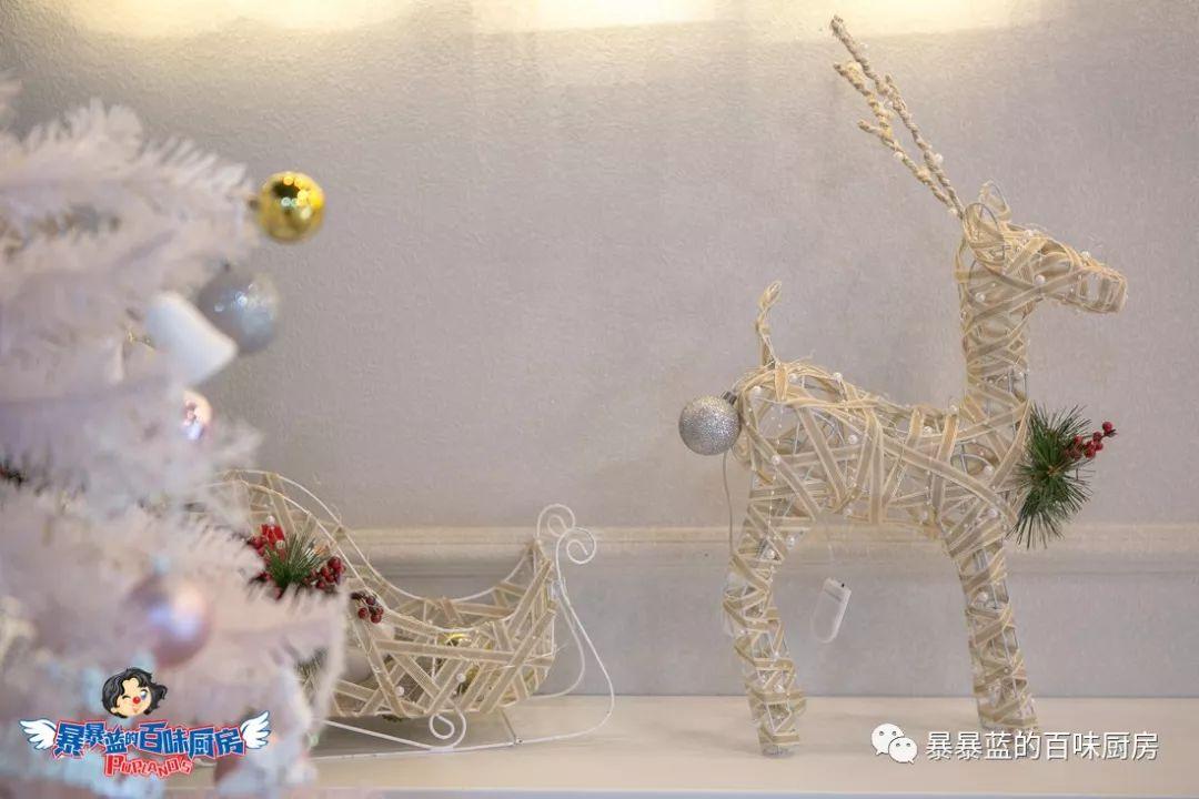 1500个忠粉入坑4年，终于等到实体店！每款蛋糕都让人忘记卡路里