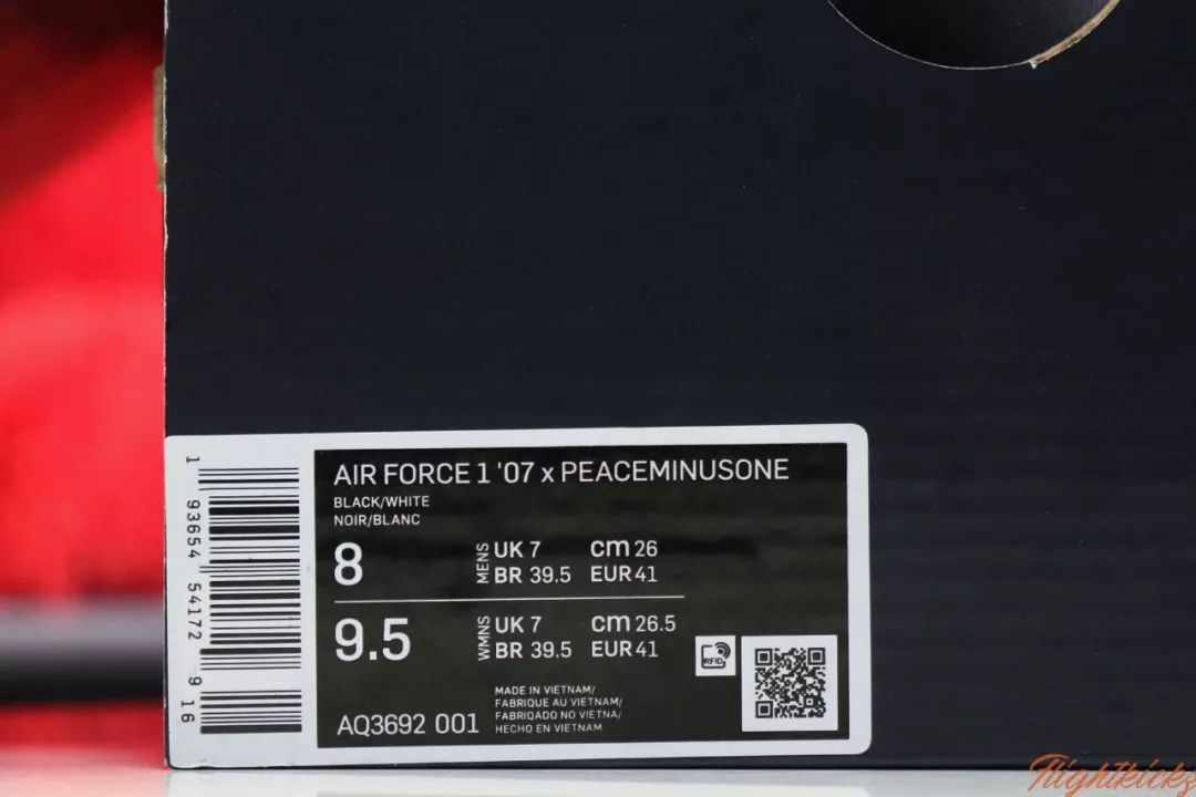 权志龙,TS,蓝丝绸国区线上货量遭曝光,真的能够轻松买到了吗?