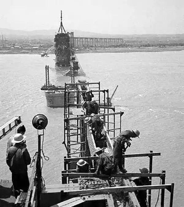 南京相隔百年的照片,南京城景对比图