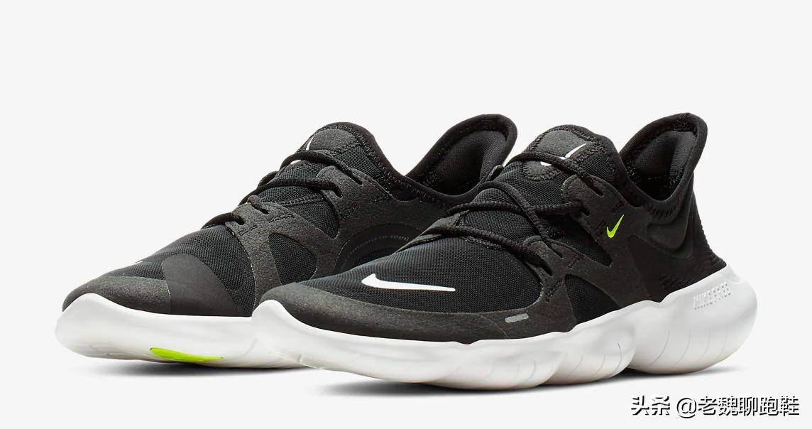 又能压马路又能跑步的鞋推荐,耐克和阿迪的顶级缓震跑鞋