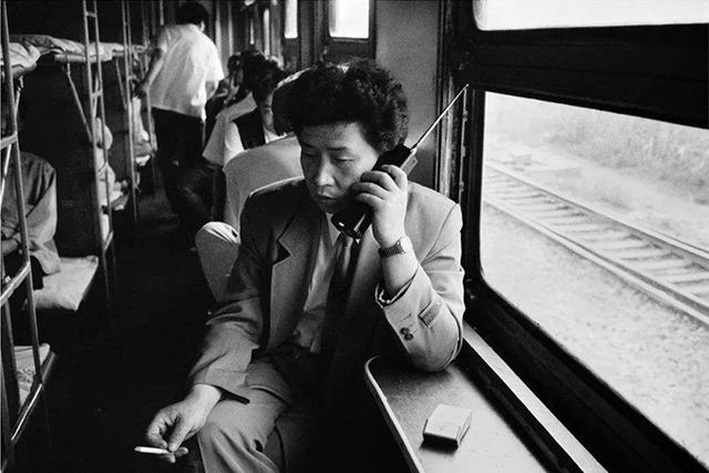 中国第一个买手机号的人,中国第一个手机号靓号是谁