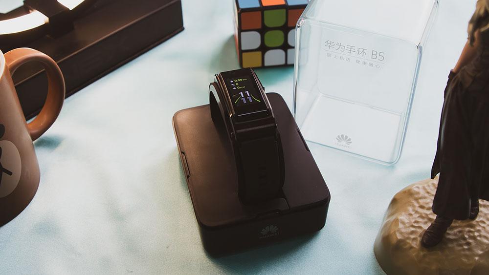 华为手环b5好吗,华为手环b5优点