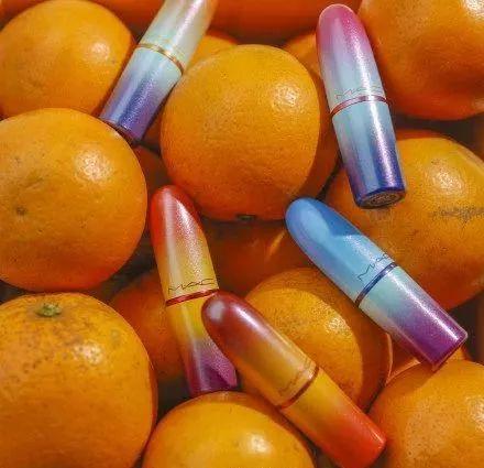 王者荣耀M.A.C出了联名口红，还拉上了火箭少女？