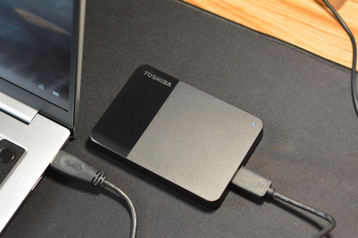 东芝便携式移动硬盘推荐,东芝2.5寸1TB移动硬盘