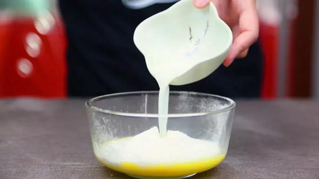 最简单小奶糕怎么做不用淡奶油,全套小奶糕