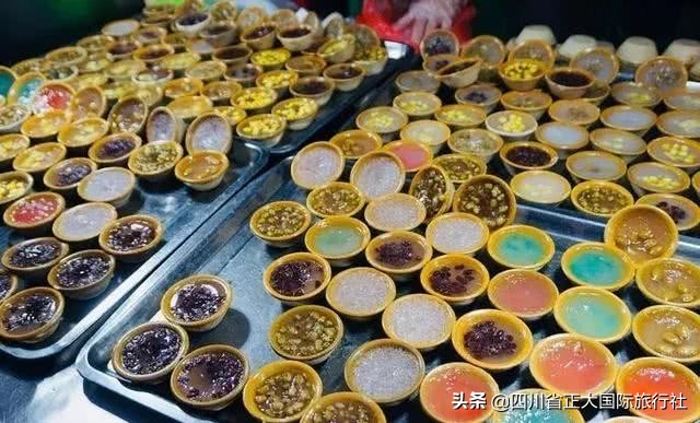 吃货们千万不要错过的昆明美食街,女吃货们打卡长沙网红美食街视频