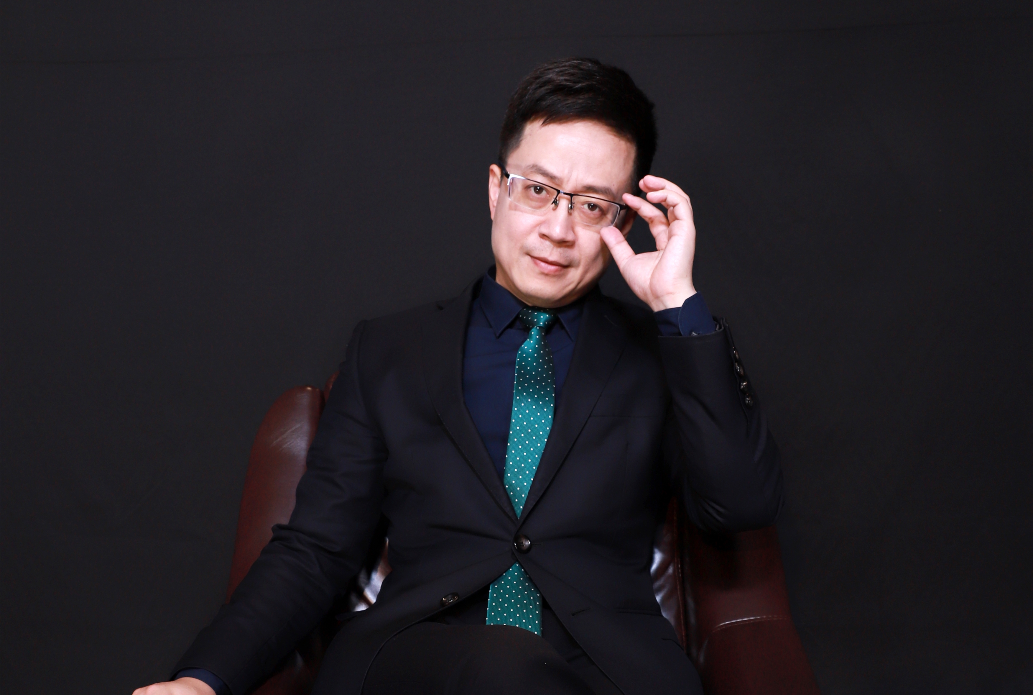 女人最好的闺蜜是谁经典一句话,女人最好的闺蜜是谁图片