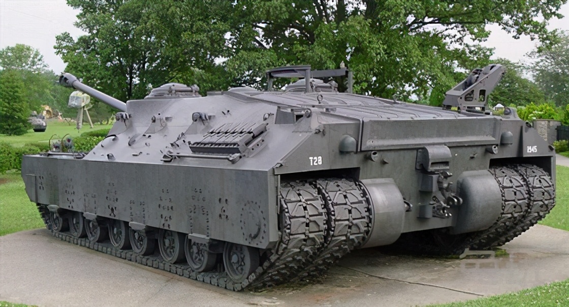 t95坦克歼击车vs鼠式坦克,t95坦克vs鼠式