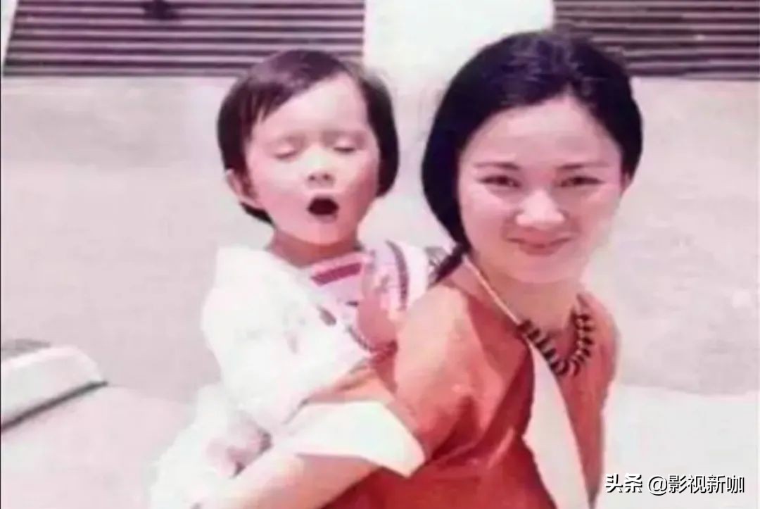 她是娱乐圈的特例，没有人比她还惨