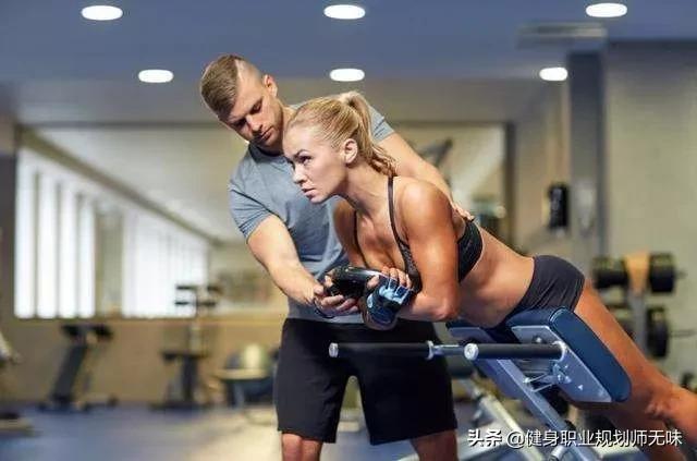 健身私教就是销售？业绩压力下的私教该何去何从