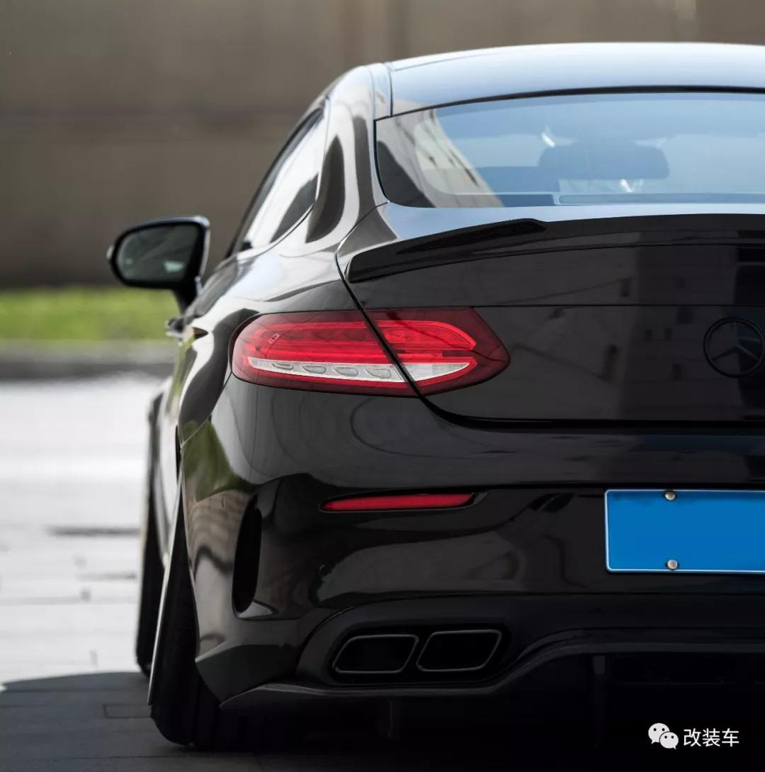 放弃了激情小钢炮高6R，购入奔驰C200做回安静的*男美**子！