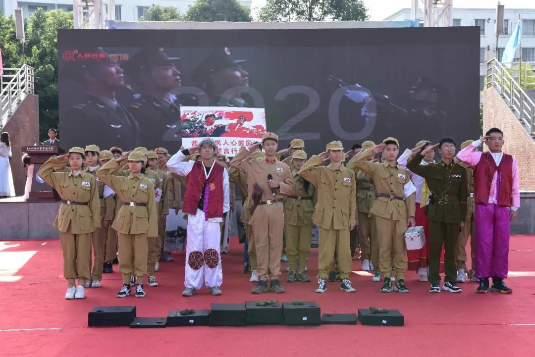 机器人在技能大赛上尬舞,世界机器人舞冠军挑战赛