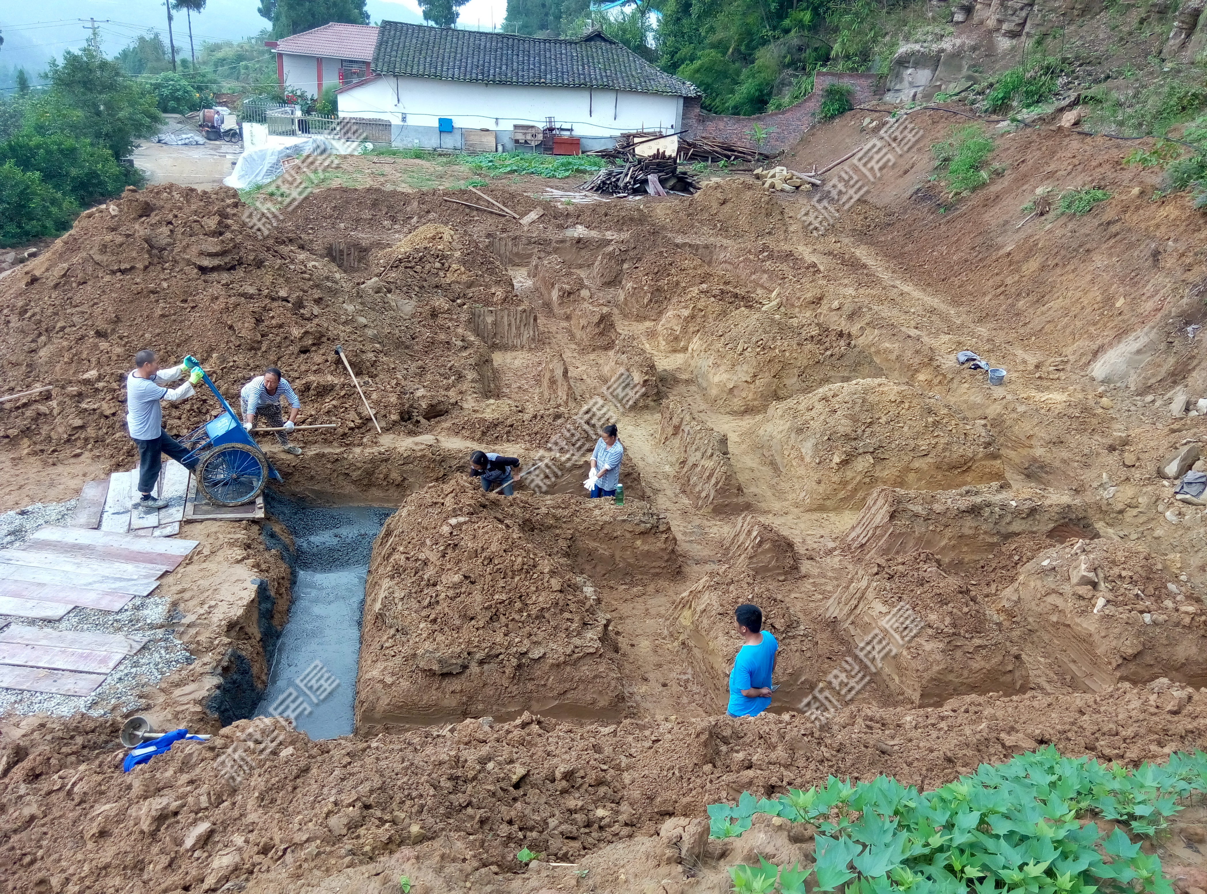 农村建房浇筑混凝土用c25还是c30,农村自建房c30混凝土配合比表