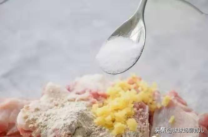 六个月的宝宝缺铁缺钙怎么吃,宝宝缺铁缺钙该吃什么辅食