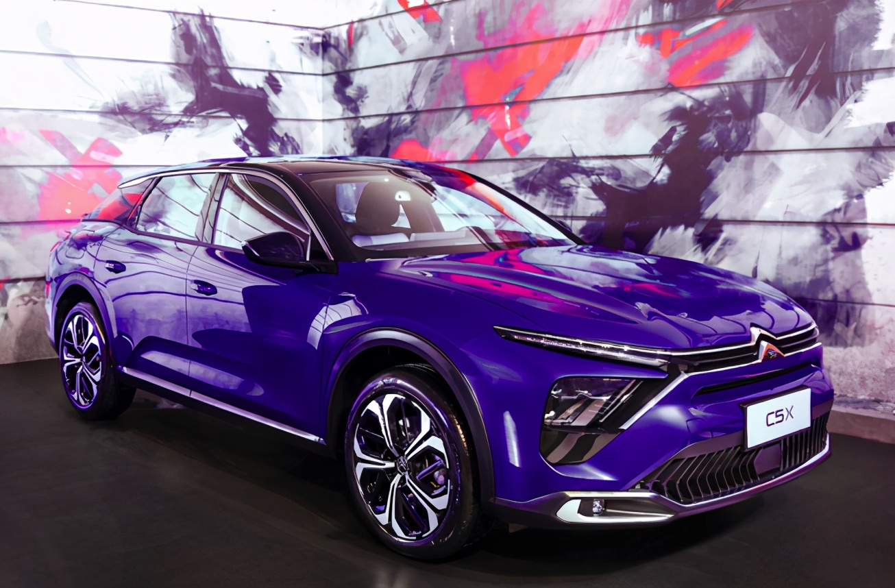 雪铁龙2022款1.6t凡尔赛有什么配置,雪铁龙凡尔赛c5x第三代1.6t发动机