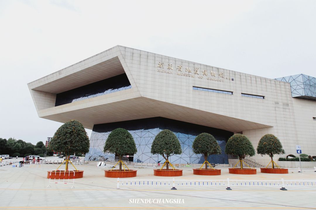 长沙秋季旅游景点推荐,长沙旅游攻略必玩的十大景点推荐