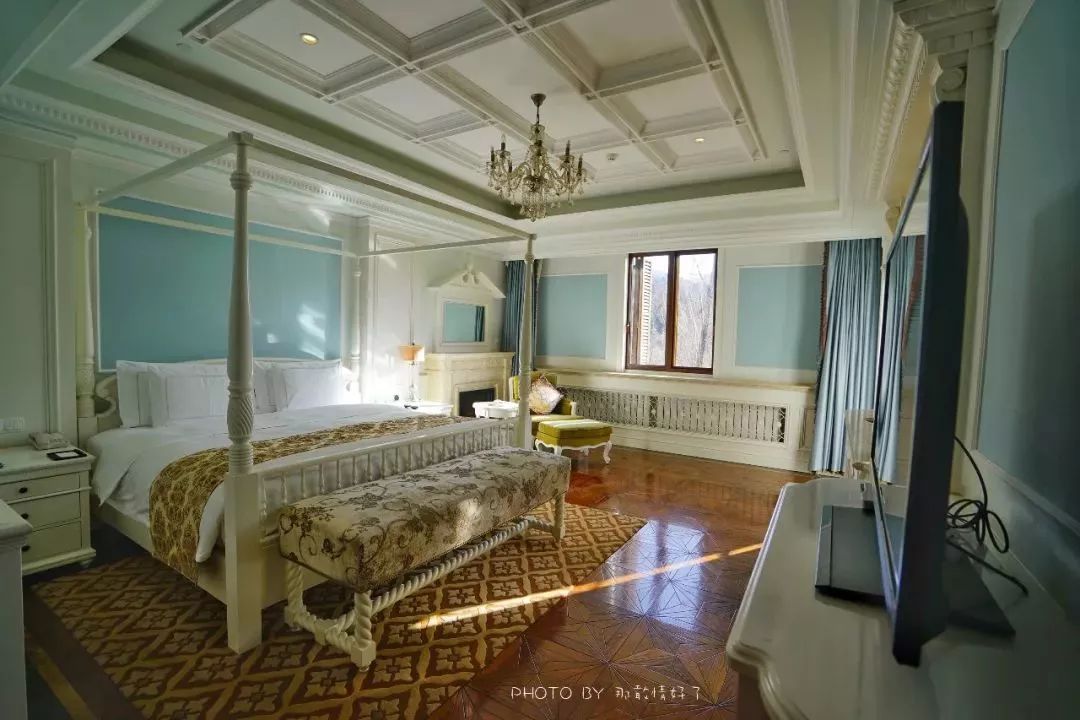 古北水镇可容纳50人团建民宿推荐,古北水镇自由空间精品民宿