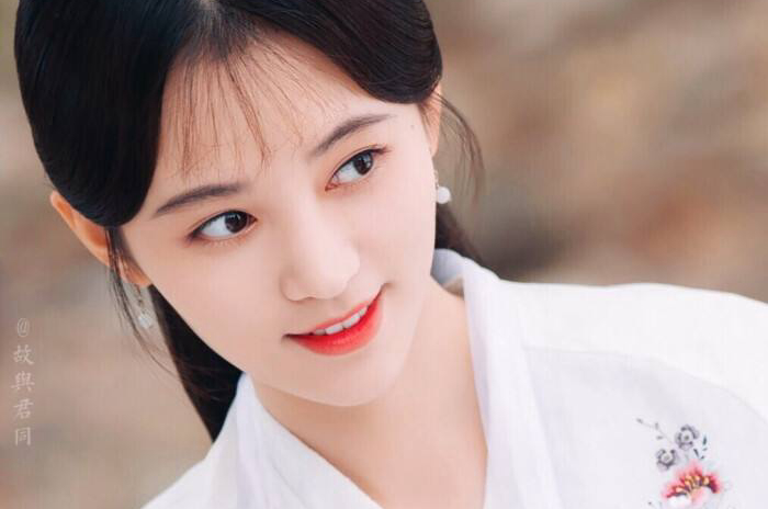 杨紫中国六大高颜值女明星,杨紫张一山王大陆徐璐