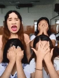 老婆在网上买了件衣服,老婆买了条裙子