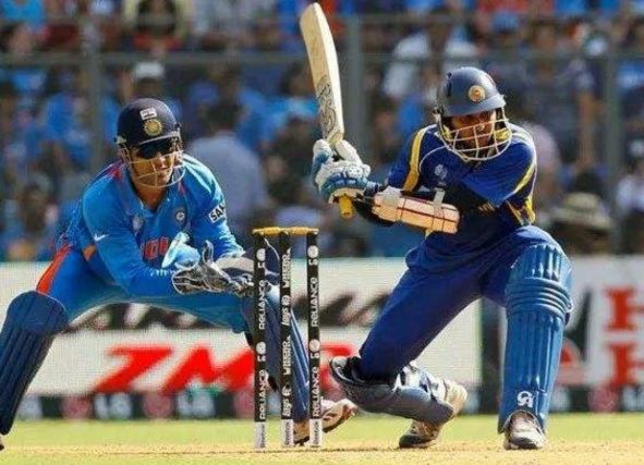 帽子戏法梅开二度足球术语的意思,见识一下球场上真正的帽子戏法