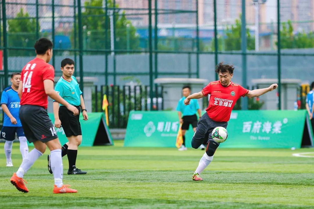 踢球的第7年想放弃了,踢球的第十个年头