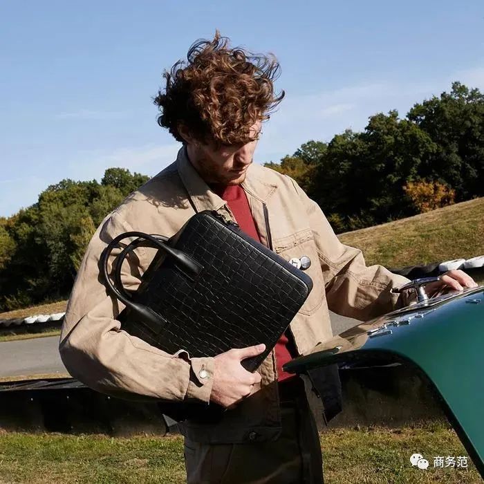 职业男士如何选择属于你的公文包,男斜挎公文包品牌排行榜
