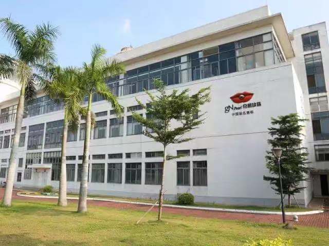 提亮肤色珍珠面霜,这11款滋润的面霜让你素颜也发光