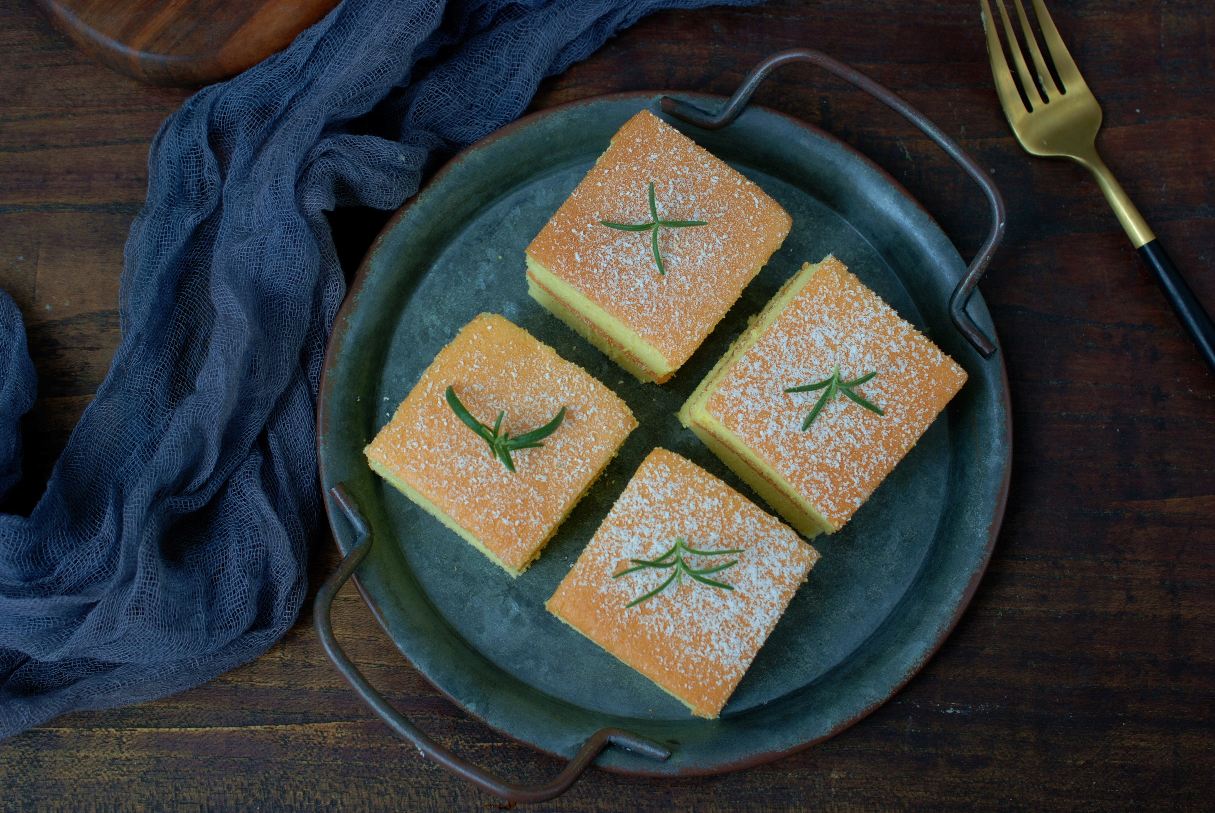最简单的方形蛋糕,超级简单的蛋糕只需五步就能搞定