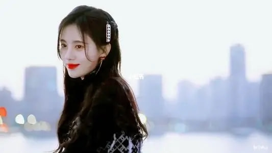 鞠婧祎4000年一遇美少女秒变,鞠婧祎和杨超越照片