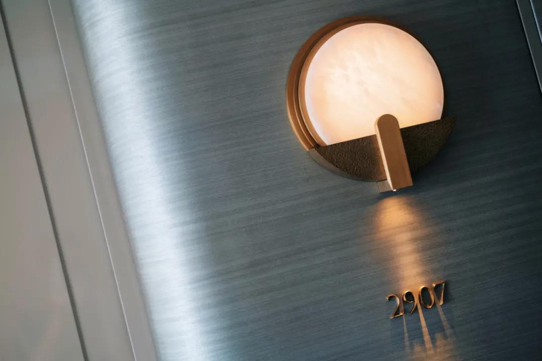 鍗庡皵閬撳か鐧惧勾缁忓吀,鍗庡皵閬撳か鐧惧勾鐢垫