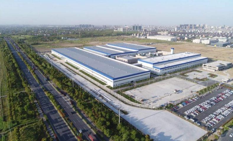 哪吒u和威马如何选择,哪吒u和威马ex5哪款更值得入手