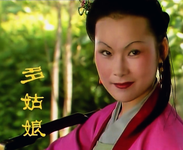 她竟把偌大贾府当做自己的后宫，把公子哥儿当成了自己的三宫六院