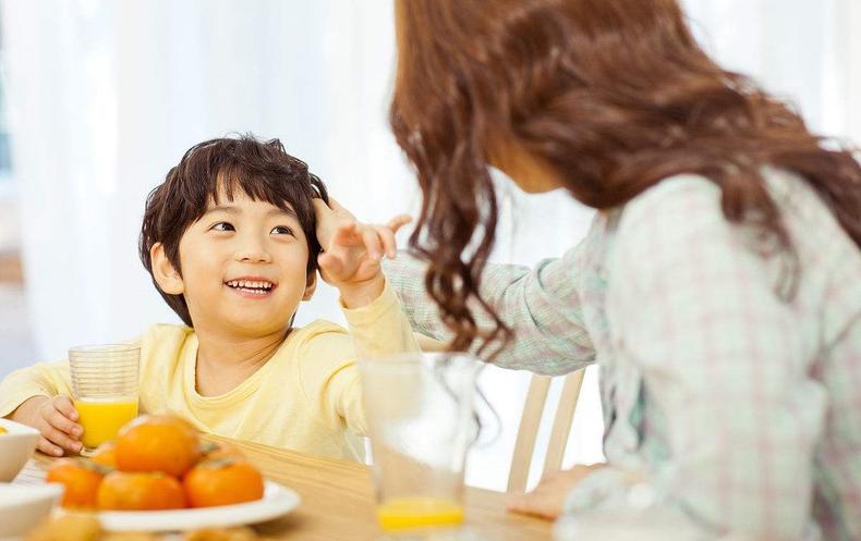 孩子有自闭倾向该如何训练,有自闭倾向的宝宝康复方法