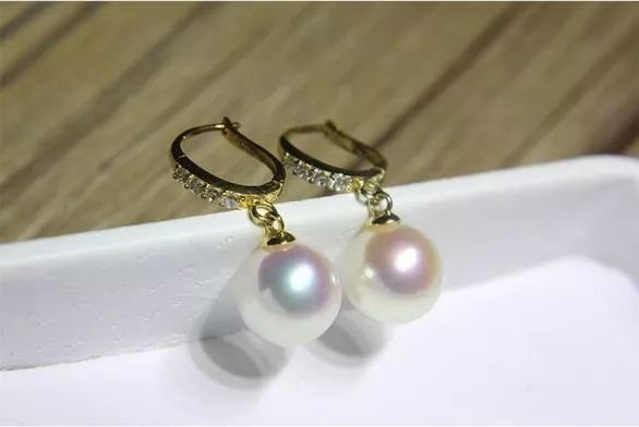 美丽优雅的日本珍珠,日本复古珍珠