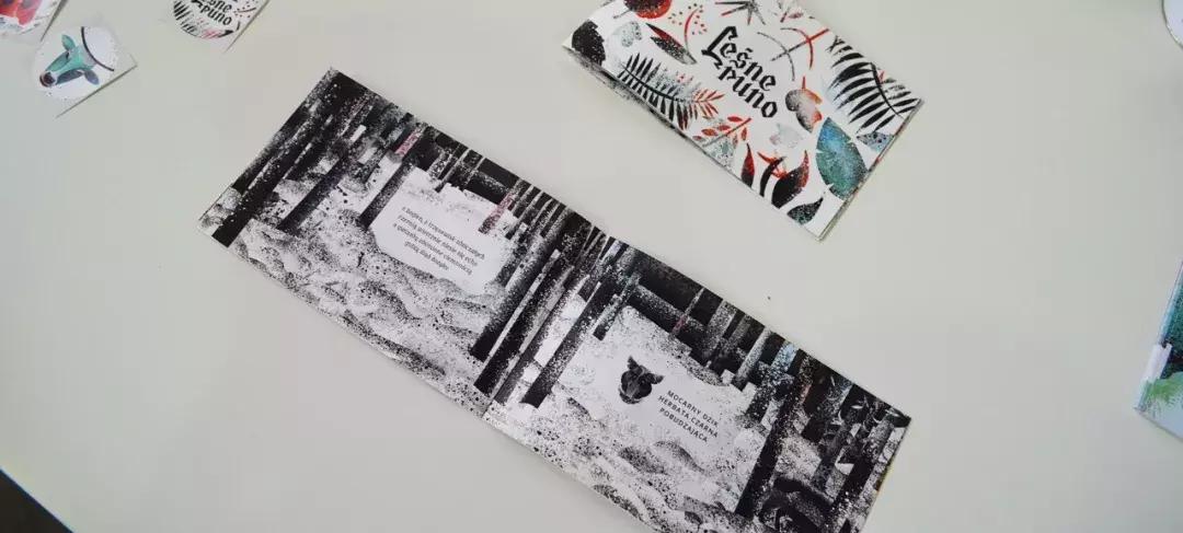 高端茶叶货架展示架,有创意的茶叶包装盒设计图片