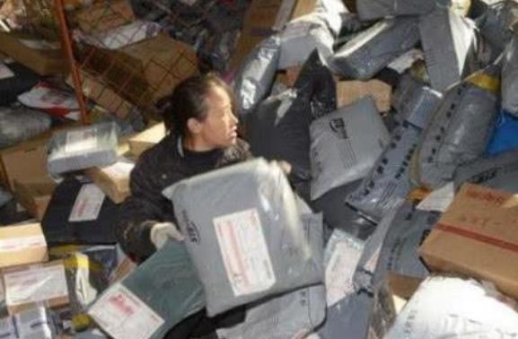 为什么几块钱的东西商家还免运费,网购什么情况下商家不承担运费