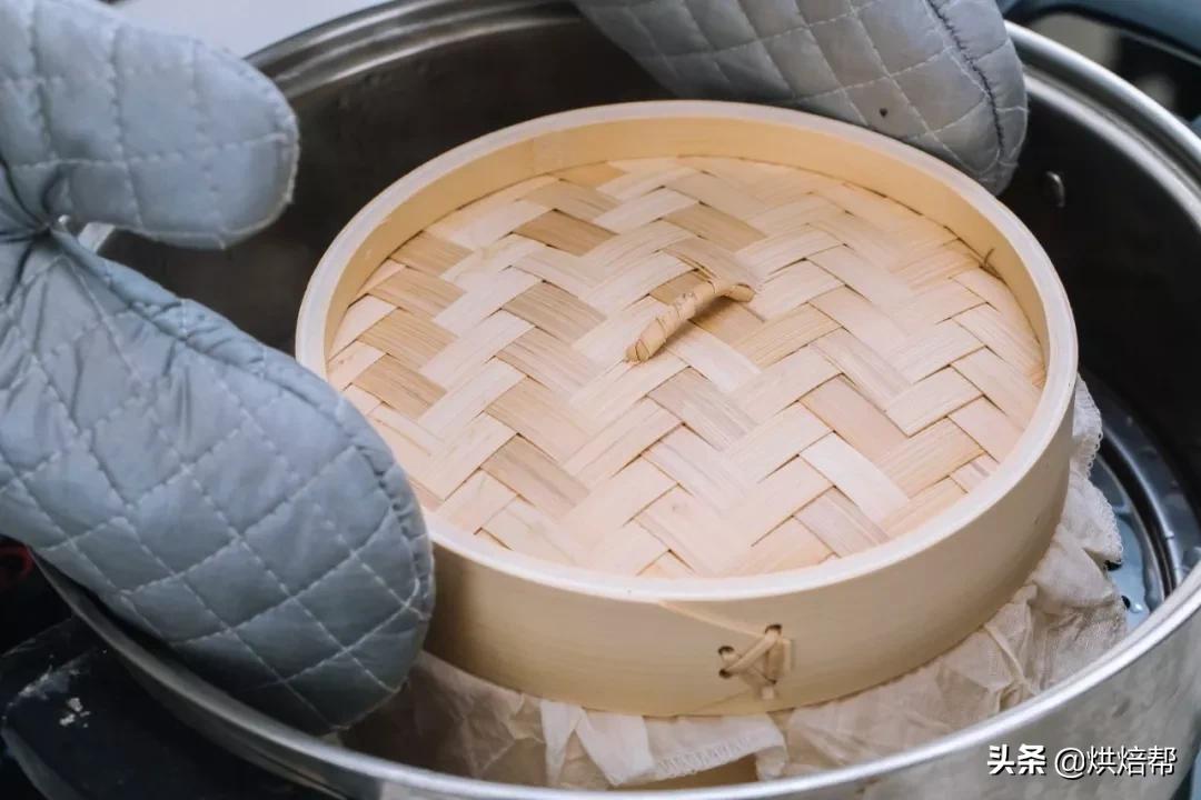 宝宝蒸糕才好吃又松软,普通面粉给宝宝做蒸糕