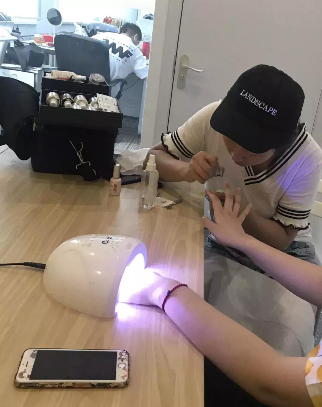 美甲店内幕揭秘,美甲暴利案例