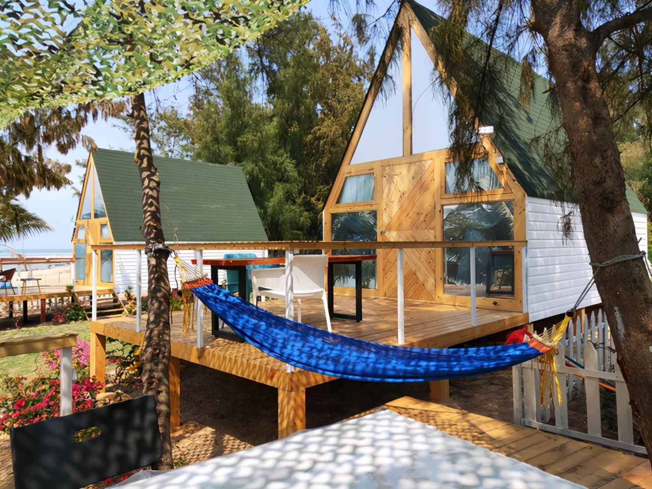 网红木屋民宿多少钱一套,轻奢民宿木屋