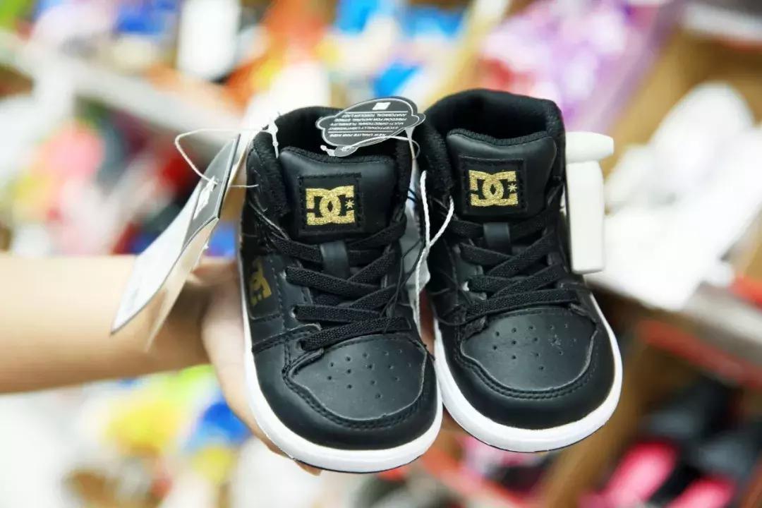 天津5000平米折扣卖场,天津大卖场