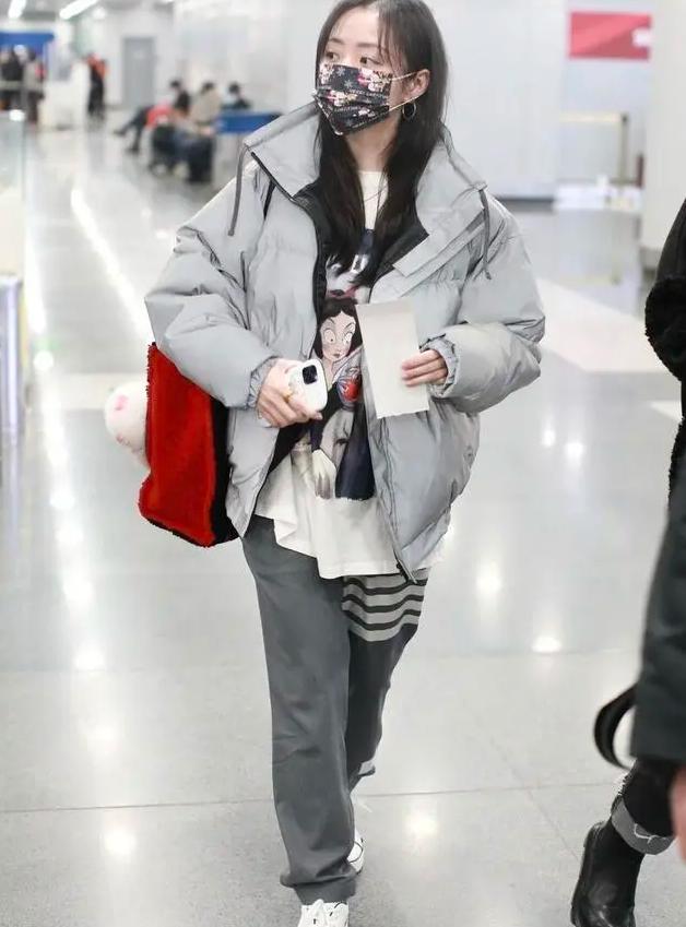 36岁张靓颖素颜照,张靓颖穿黄色外套是哪场演唱会