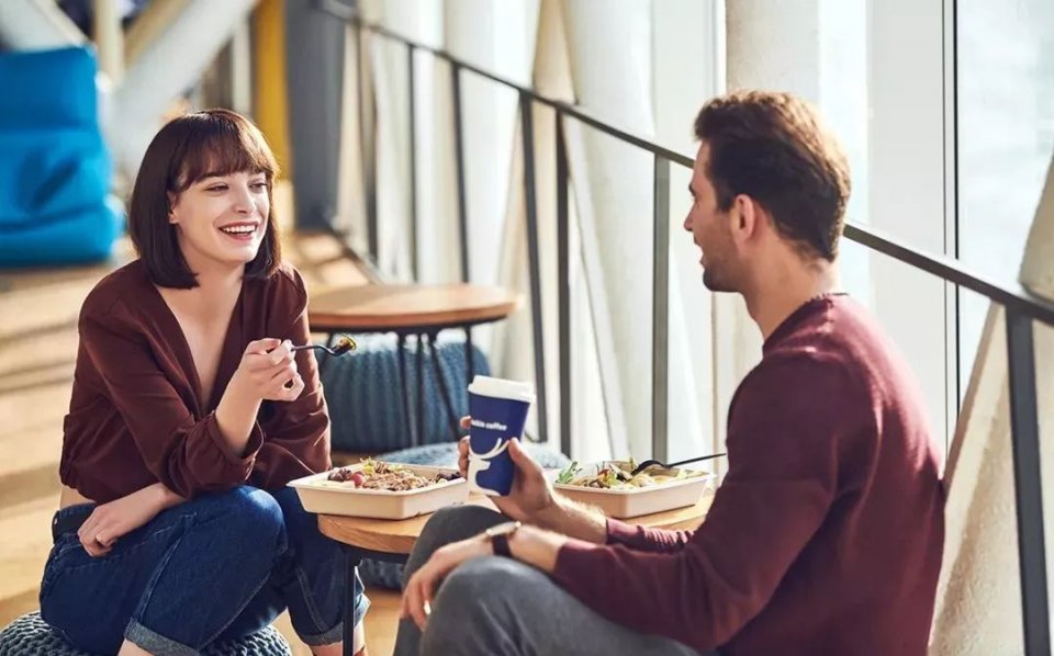 瑞幸跨界,瑞幸强势入驻