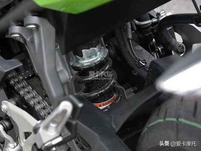 横扫赛道碎石路最值得购买的摩托之娱乐利器篇