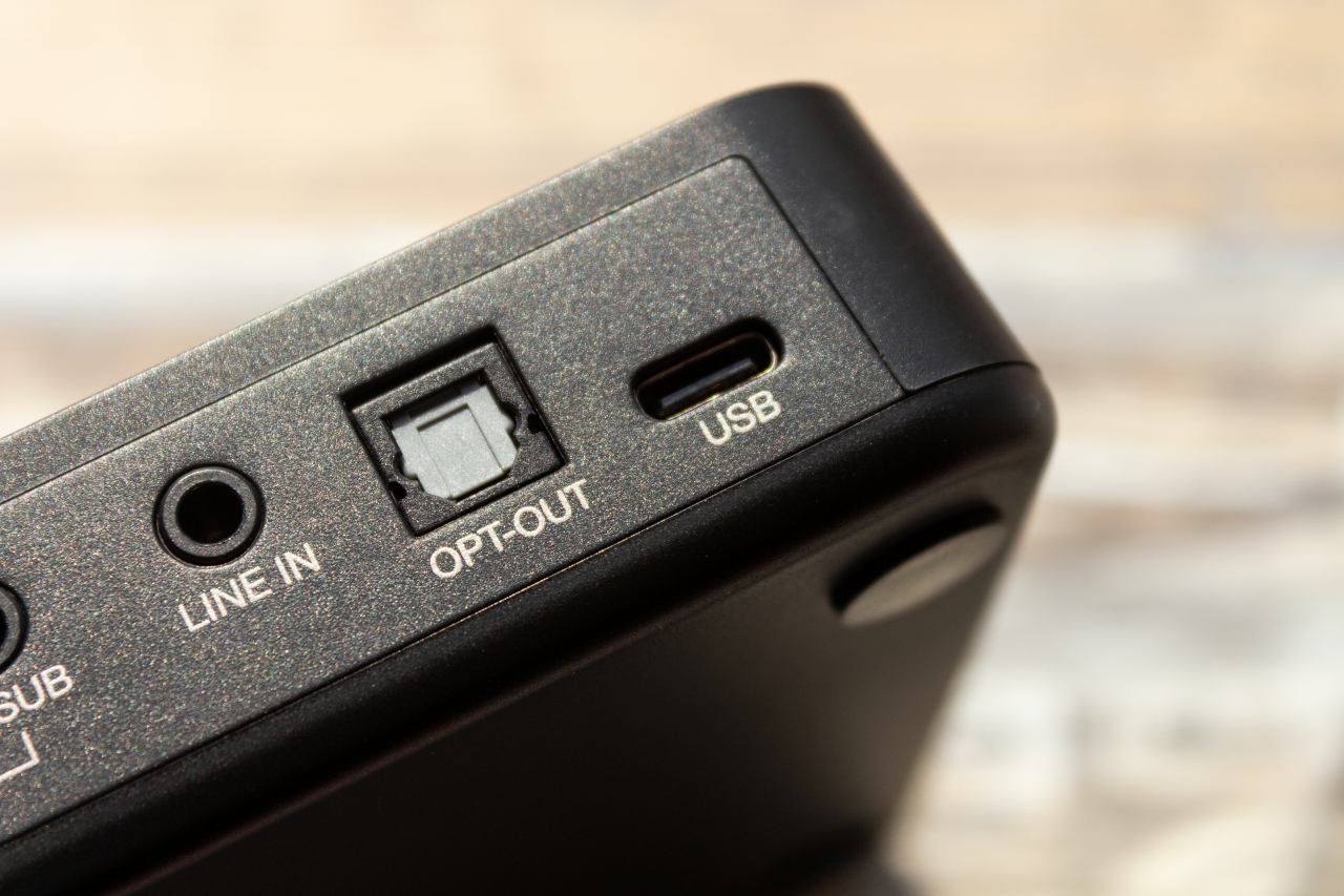 鍒涙柊sb1500soundblasterz澹板崱璇勬祴,鍒涙柊soundblaster5.1澶栫疆澹板崱