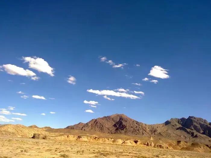 我在德令哈海子诗歌,我在德令哈最后一天