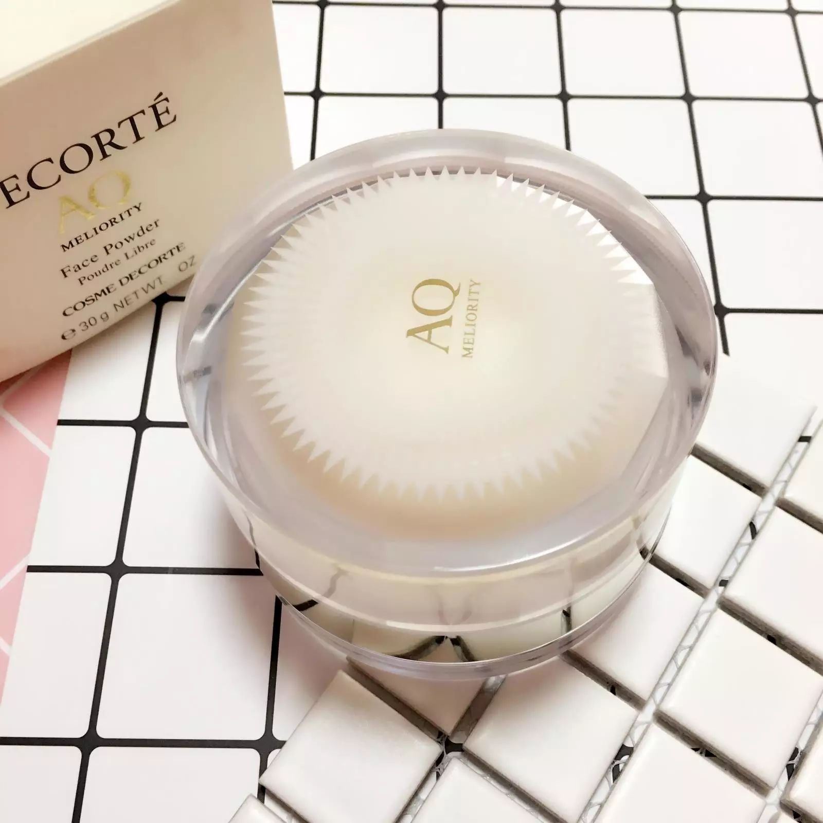 散粉粉饼傻傻分不清你用对了吗,蜜粉散粉区别真假