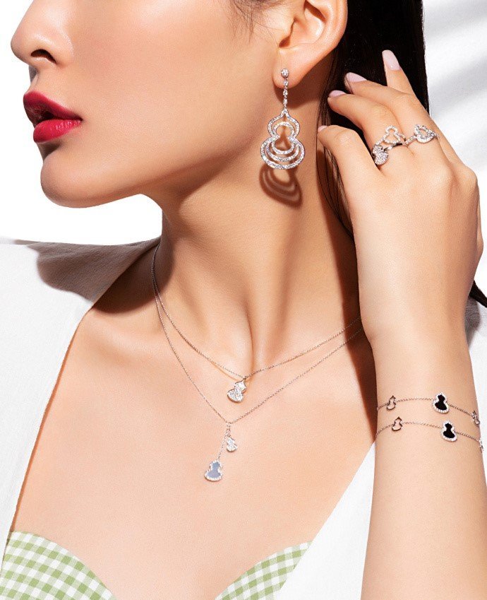 奥运会冠军都戴哪些珠宝,奥运冠军都戴什么珠宝