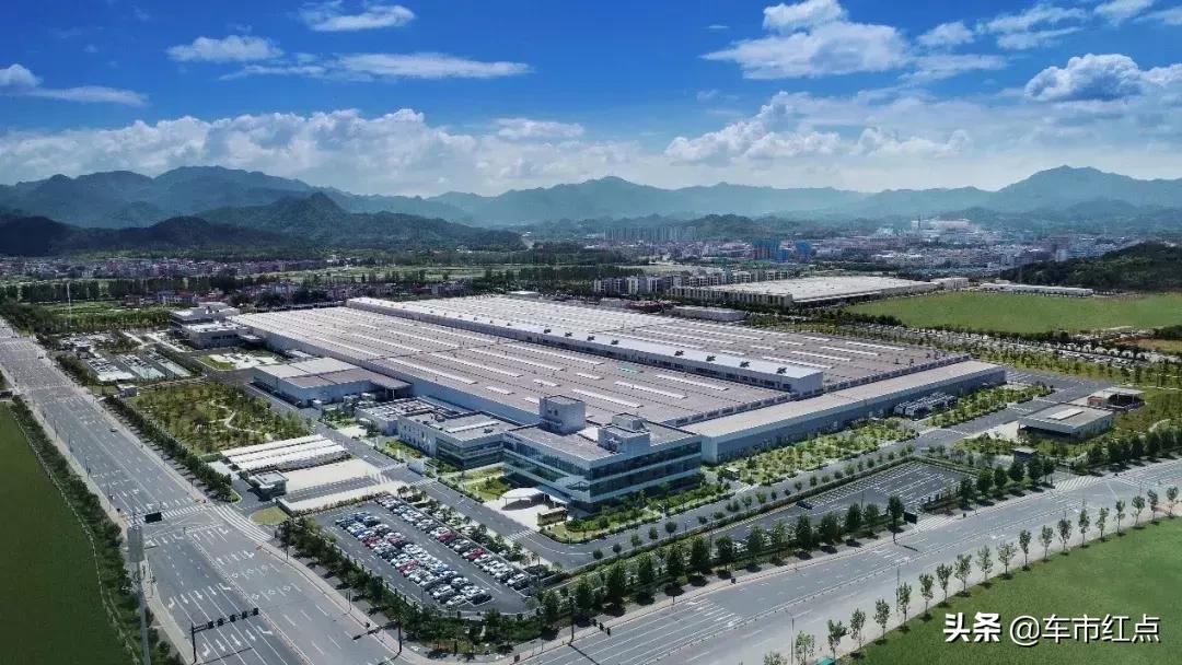 探访吉利智能工厂,探秘吉利汽车生产线